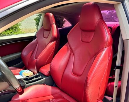 Червоний Ауді A5, об'ємом двигуна 3.2 л та пробігом 180 тис. км за 16000 $, фото 11 на Automoto.ua