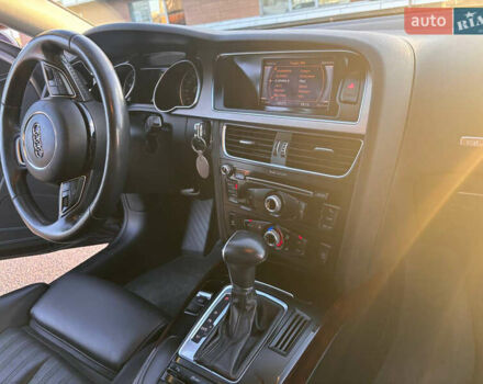 Красный Ауди А5, объемом двигателя 2 л и пробегом 164 тыс. км за 15400 $, фото 6 на Automoto.ua