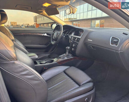 Красный Ауди А5, объемом двигателя 2 л и пробегом 164 тыс. км за 15400 $, фото 4 на Automoto.ua