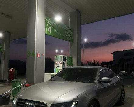 Ауди А5, объемом двигателя 2.7 л и пробегом 300 тыс. км за 9500 $, фото 4 на Automoto.ua