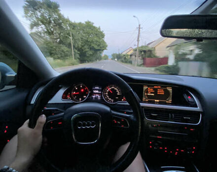 Ауди А5, объемом двигателя 2.7 л и пробегом 300 тыс. км за 9500 $, фото 18 на Automoto.ua