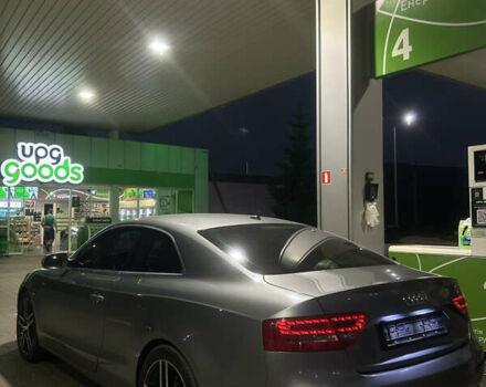 Ауди А5, объемом двигателя 2.7 л и пробегом 300 тыс. км за 9500 $, фото 3 на Automoto.ua
