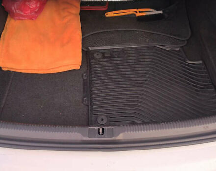 Ауди А5, объемом двигателя 1.8 л и пробегом 157 тыс. км за 11500 $, фото 16 на Automoto.ua