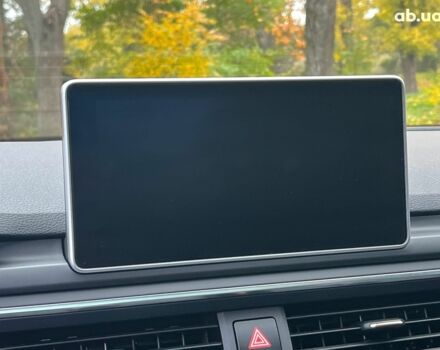 Серый Ауди А5, объемом двигателя 2 л и пробегом 120 тыс. км за 26990 $, фото 26 на Automoto.ua