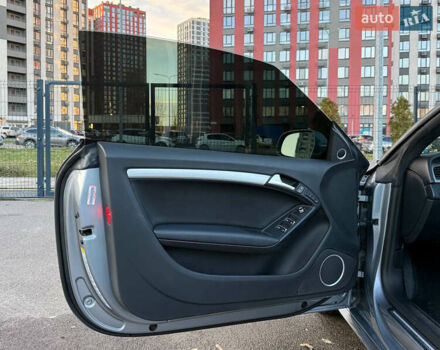 Серый Ауди А5, объемом двигателя 2 л и пробегом 182 тыс. км за 10950 $, фото 30 на Automoto.ua