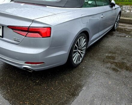 Сірий Ауді A5, об'ємом двигуна 2 л та пробігом 79 тис. км за 28000 $, фото 5 на Automoto.ua