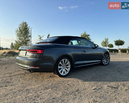 Серый Ауди А5, объемом двигателя 1.98 л и пробегом 99 тыс. км за 20199 $, фото 4 на Automoto.ua