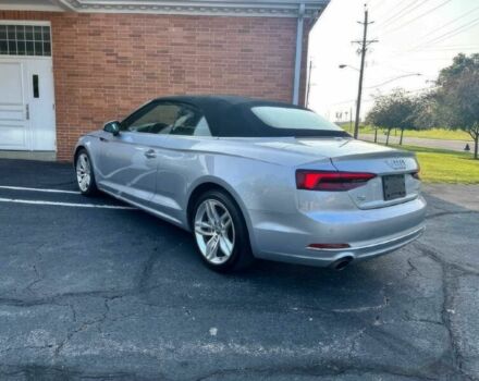 Сірий Ауді A5, об'ємом двигуна 2 л та пробігом 47 тис. км за 18000 $, фото 5 на Automoto.ua