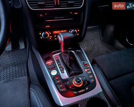 Сірий Ауді A5, об'ємом двигуна 1.98 л та пробігом 240 тис. км за 11200 $, фото 22 на Automoto.ua