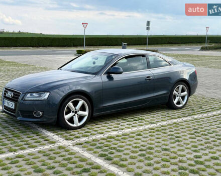 Сірий Ауді A5, об'ємом двигуна 3.2 л та пробігом 90 тис. км за 11500 $, фото 5 на Automoto.ua