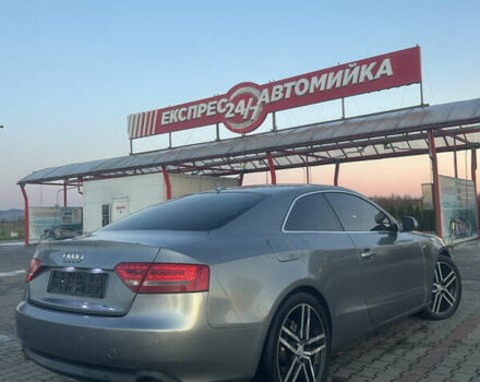 Серый Ауди А5, объемом двигателя 2.7 л и пробегом 301 тыс. км за 8950 $, фото 5 на Automoto.ua
