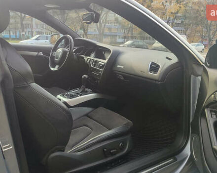 Серый Ауди А5, объемом двигателя 1.98 л и пробегом 175 тыс. км за 11000 $, фото 13 на Automoto.ua