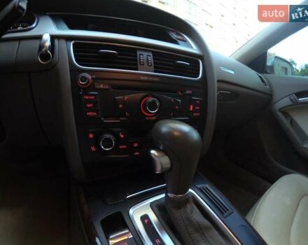 Сірий Ауді A5, об'ємом двигуна 1.98 л та пробігом 158 тис. км за 11700 $, фото 8 на Automoto.ua