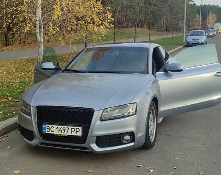 Серый Ауди А5, объемом двигателя 1.98 л и пробегом 175 тыс. км за 11000 $, фото 3 на Automoto.ua