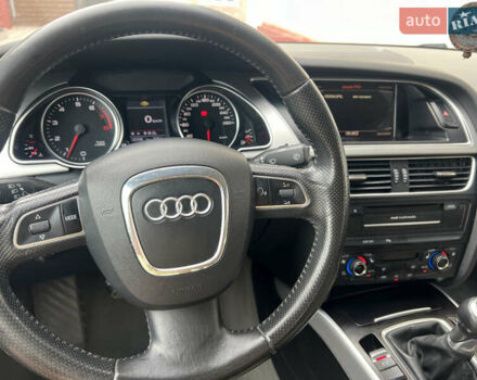 Ауді A5 2010 у Тернополі на Automoto.ua Сірий Ауді A5, об'ємом двигуна 2 л та пробігом 222 тис. км за 10000 $, фото 13 на Automoto.ua