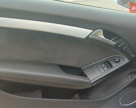 Серый Ауди А5, объемом двигателя 1.98 л и пробегом 175 тыс. км за 11000 $, фото 10 на Automoto.ua