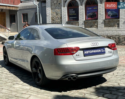 Серый Ауди А5, объемом двигателя 1.98 л и пробегом 191 тыс. км за 12000 $, фото 5 на Automoto.ua
