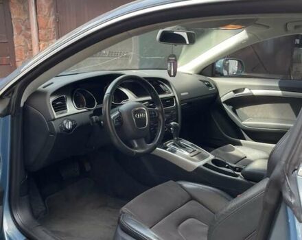 Сірий Ауді A5, об'ємом двигуна 1.98 л та пробігом 151 тис. км за 11700 $, фото 4 на Automoto.ua