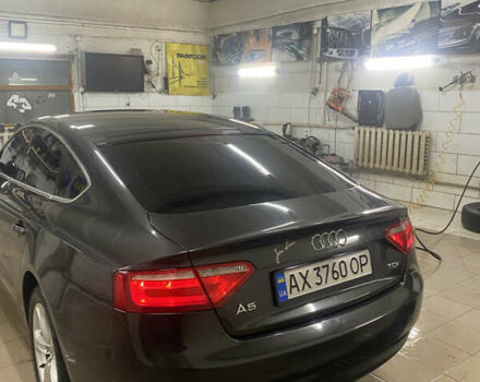 Серый Ауди А5, объемом двигателя 1.97 л и пробегом 380 тыс. км за 12000 $, фото 3 на Automoto.ua