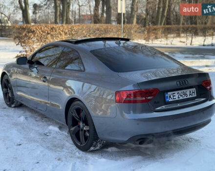Серый Ауди А5, объемом двигателя 2 л и пробегом 230 тыс. км за 9999 $, фото 5 на Automoto.ua