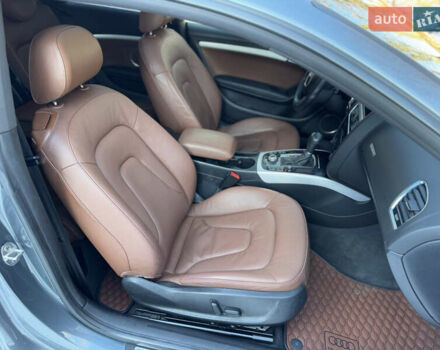 Серый Ауди А5, объемом двигателя 2 л и пробегом 230 тыс. км за 9999 $, фото 34 на Automoto.ua