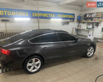 Серый Ауди А5, объемом двигателя 1.97 л и пробегом 380 тыс. км за 12000 $, фото 1 на Automoto.ua