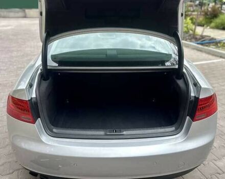 Серый Ауди А5, объемом двигателя 2 л и пробегом 103 тыс. км за 10000 $, фото 13 на Automoto.ua