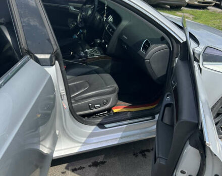 Серый Ауди А5, объемом двигателя 1.97 л и пробегом 222 тыс. км за 16000 $, фото 10 на Automoto.ua