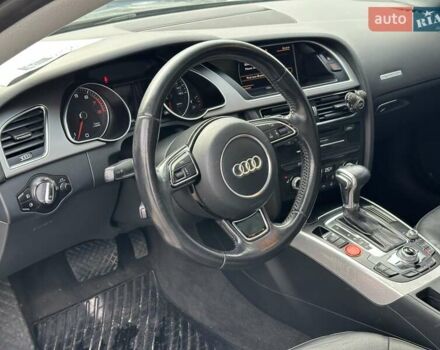 Сірий Ауді A5, об'ємом двигуна 1.98 л та пробігом 195 тис. км за 11990 $, фото 17 на Automoto.ua