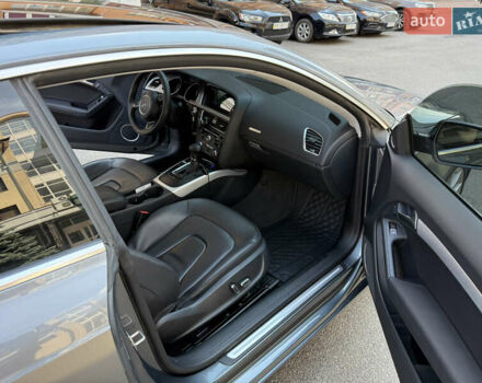 Серый Ауди А5, объемом двигателя 2 л и пробегом 128 тыс. км за 15500 $, фото 16 на Automoto.ua