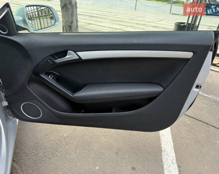 Серый Ауди А5, объемом двигателя 1.98 л и пробегом 163 тыс. км за 12900 $, фото 15 на Automoto.ua