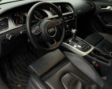 Сірий Ауді A5, об'ємом двигуна 2 л та пробігом 159 тис. км за 15800 $, фото 16 на Automoto.ua