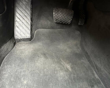 Серый Ауди А5, объемом двигателя 2 л и пробегом 280 тыс. км за 15000 $, фото 12 на Automoto.ua