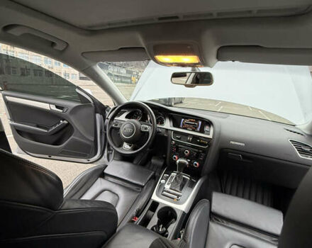 Сірий Ауді A5, об'ємом двигуна 2 л та пробігом 159 тис. км за 15800 $, фото 34 на Automoto.ua