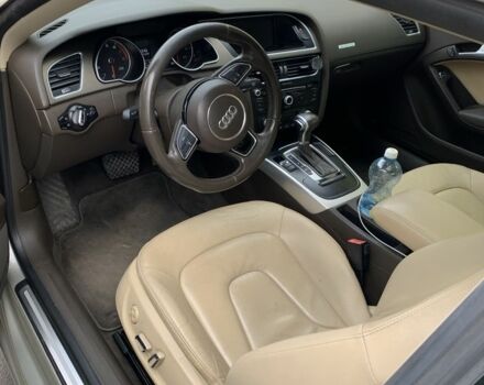 Сірий Ауді A5, об'ємом двигуна 2 л та пробігом 173 тис. км за 12800 $, фото 5 на Automoto.ua