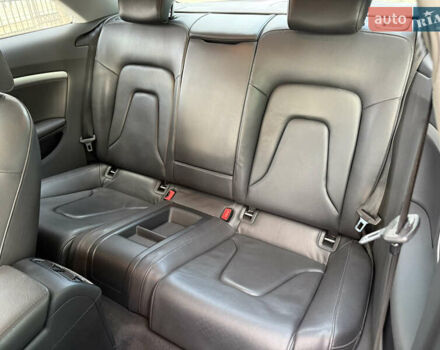 Серый Ауди А5, объемом двигателя 1.98 л и пробегом 163 тыс. км за 12900 $, фото 13 на Automoto.ua