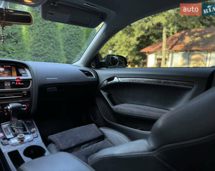 Сірий Ауді A5, об'ємом двигуна 2 л та пробігом 120 тис. км за 13400 $, фото 54 на Automoto.ua