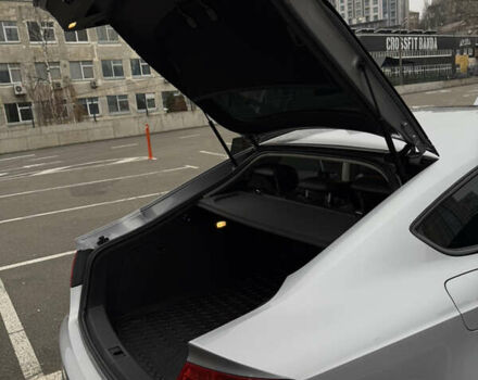 Сірий Ауді A5, об'ємом двигуна 2 л та пробігом 159 тис. км за 15800 $, фото 38 на Automoto.ua