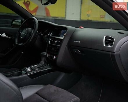Сірий Ауді A5, об'ємом двигуна 1.98 л та пробігом 203 тис. км за 20000 $, фото 47 на Automoto.ua