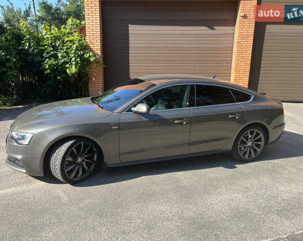 Сірий Ауді A5, об'ємом двигуна 2 л та пробігом 216 тис. км за 22000 $, фото 3 на Automoto.ua