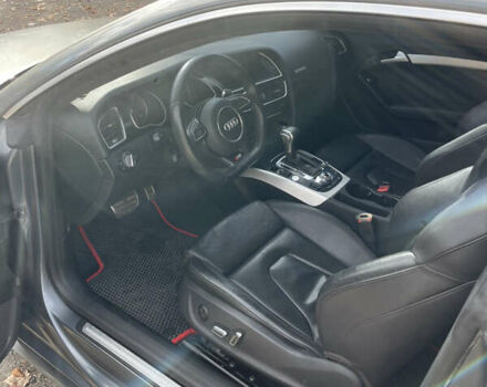 Сірий Ауді A5, об'ємом двигуна 1.98 л та пробігом 90 тис. км за 15000 $, фото 5 на Automoto.ua