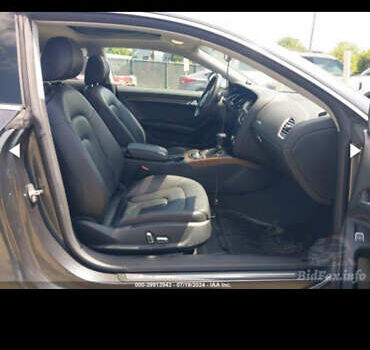 Сірий Ауді A5, об'ємом двигуна 2 л та пробігом 92 тис. км за 15700 $, фото 93 на Automoto.ua