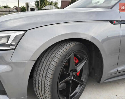 Сірий Ауді A5, об'ємом двигуна 1.98 л та пробігом 118 тис. км за 24100 $, фото 5 на Automoto.ua