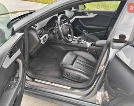 Сірий Ауді A5, об'ємом двигуна 1.98 л та пробігом 118 тис. км за 24100 $, фото 7 на Automoto.ua