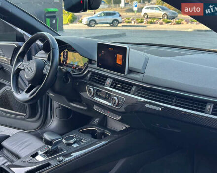 Сірий Ауді A5, об'ємом двигуна 1.98 л та пробігом 70 тис. км за 21900 $, фото 33 на Automoto.ua