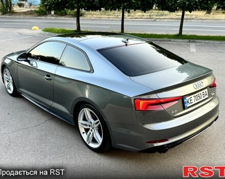 Сірий Ауді A5, об'ємом двигуна 2 л та пробігом 71 тис. км за 19999 $, фото 1 на Automoto.ua