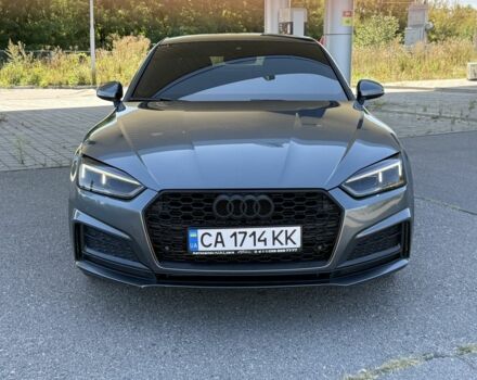 Серый Ауди А5, объемом двигателя 2 л и пробегом 137 тыс. км за 20000 $, фото 1 на Automoto.ua