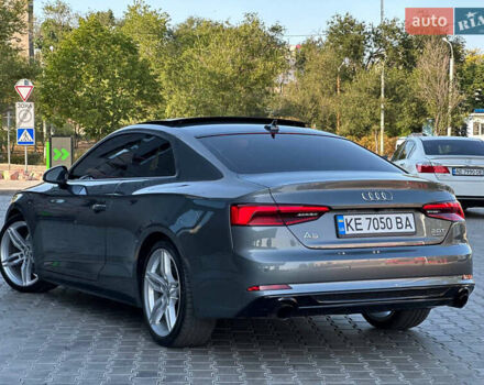 Сірий Ауді A5, об'ємом двигуна 1.98 л та пробігом 70 тис. км за 21900 $, фото 5 на Automoto.ua