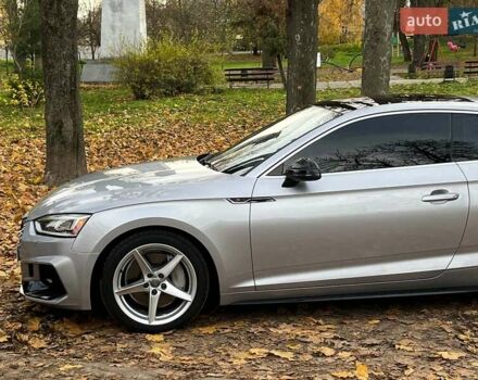 Серый Ауди А5, объемом двигателя 2 л и пробегом 129 тыс. км за 21990 $, фото 6 на Automoto.ua