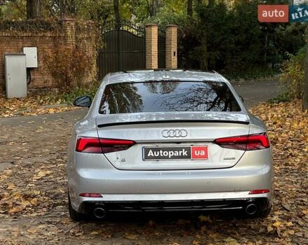 Серый Ауди А5, объемом двигателя 2 л и пробегом 129 тыс. км за 21990 $, фото 10 на Automoto.ua